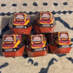 Marvel Doorables Spider-Man Across the Spider Verse! 5 Unopened Capsules! Sealed